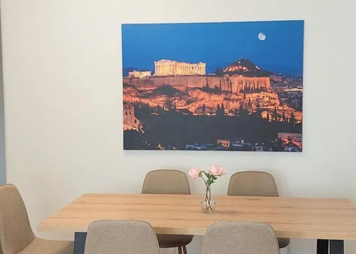 Elegant Apartment In Plaka